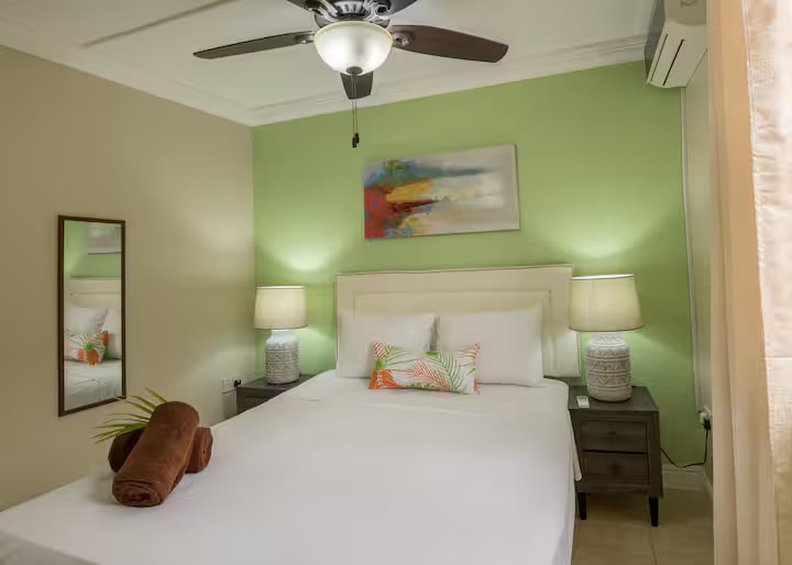 One Bedroom Apartment