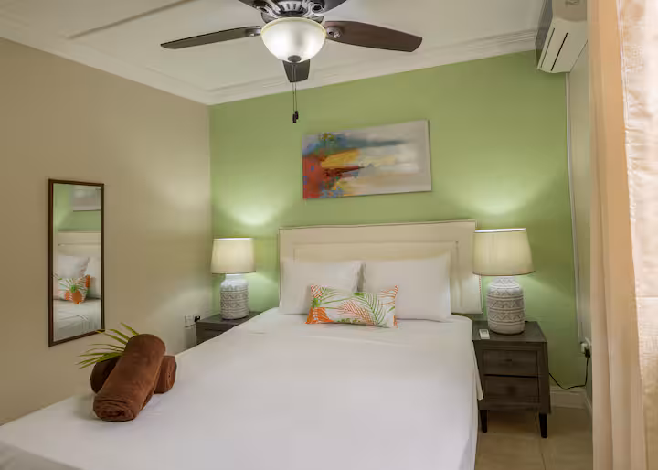 One Bedroom Apartment
