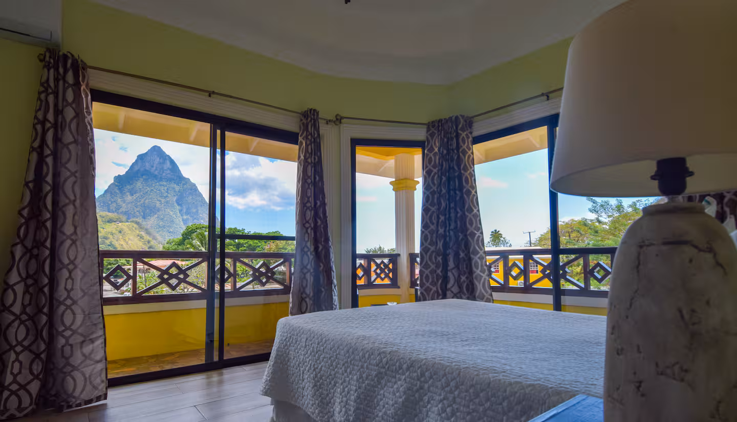 SeaPiton View Apartment